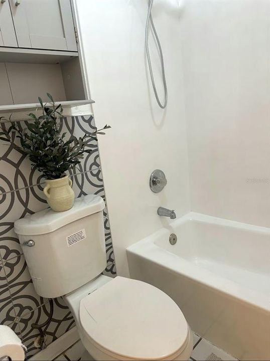 For Sale: $59,000 (0 beds, 1 baths, 276 Square Feet)