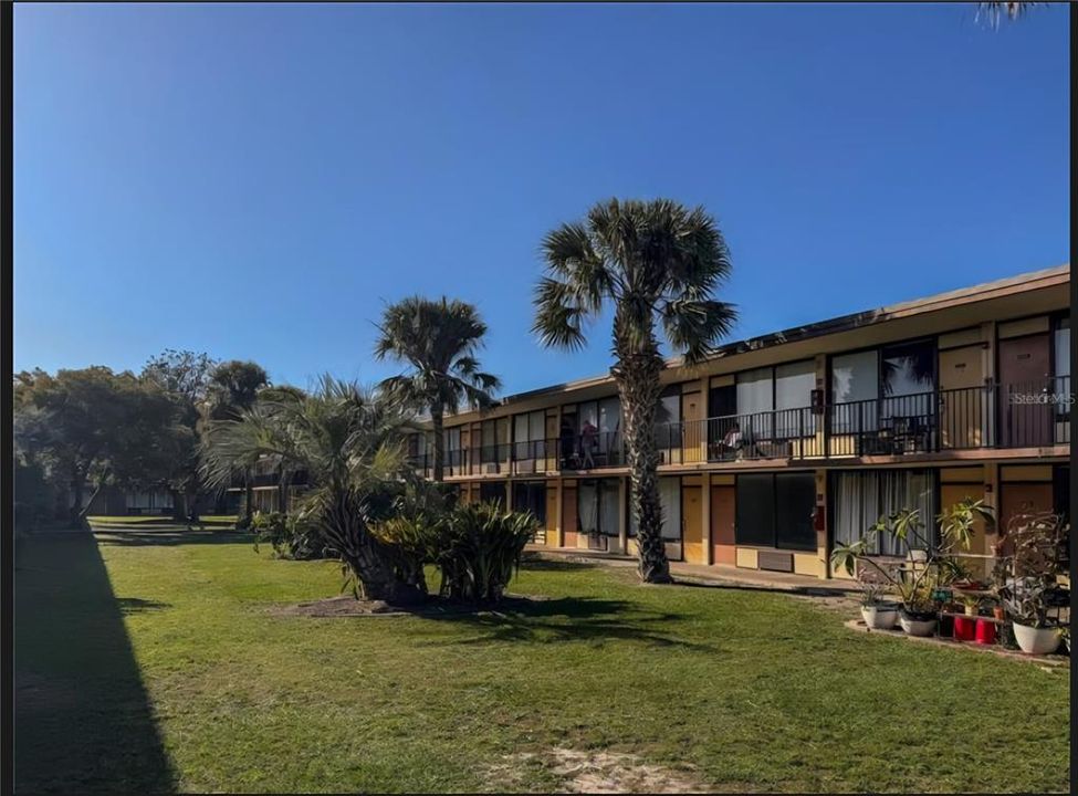 For Sale: $59,000 (0 beds, 1 baths, 276 Square Feet)