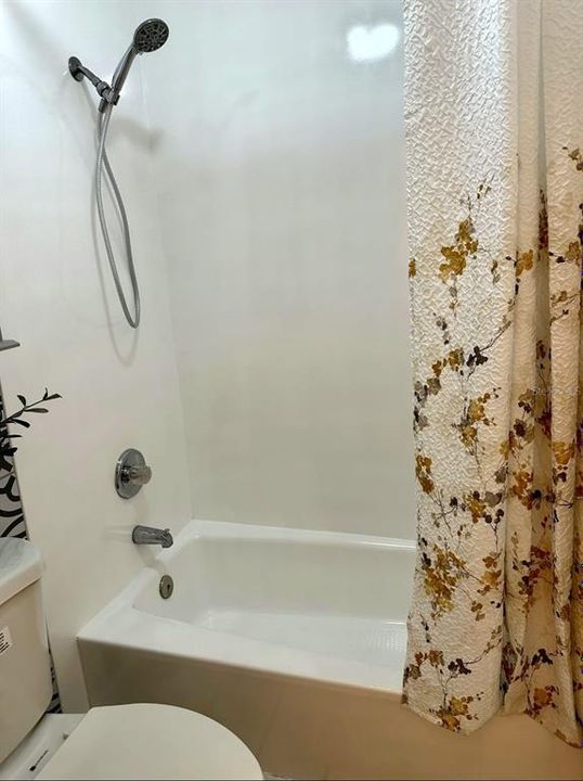 For Sale: $59,000 (0 beds, 1 baths, 276 Square Feet)