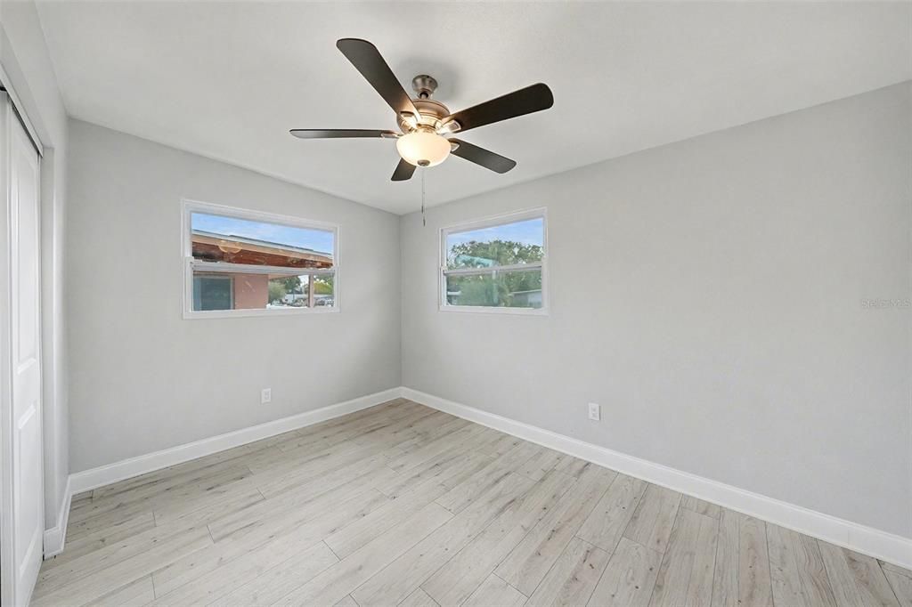 На продажу: $475,000 (4 спален, 2 ванн, 1844 Квадратных фут)