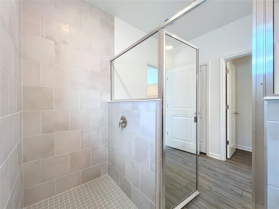 В аренду: $2,500 (4 спален, 2 ванн, 1712 Квадратных фут)