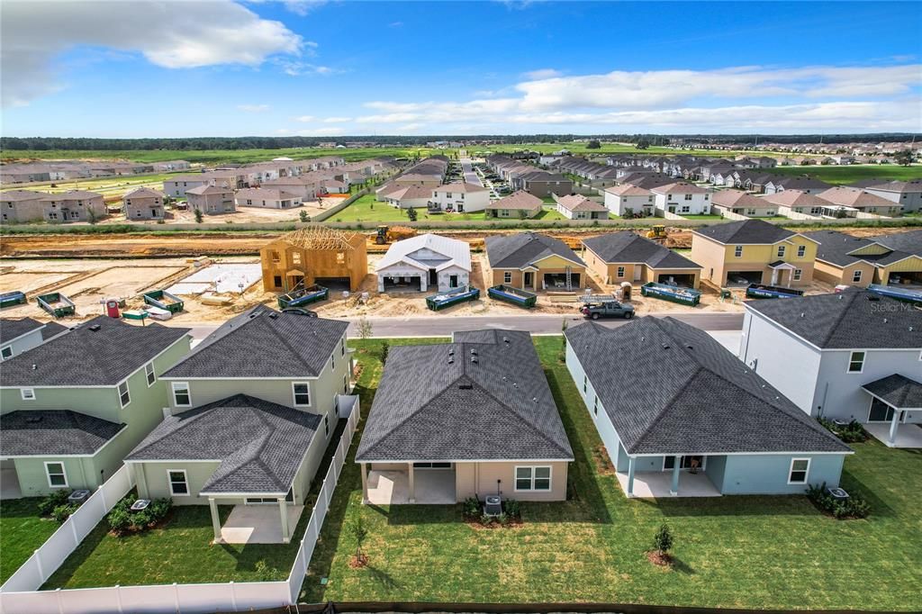 В аренду: $2,500 (4 спален, 2 ванн, 1712 Квадратных фут)