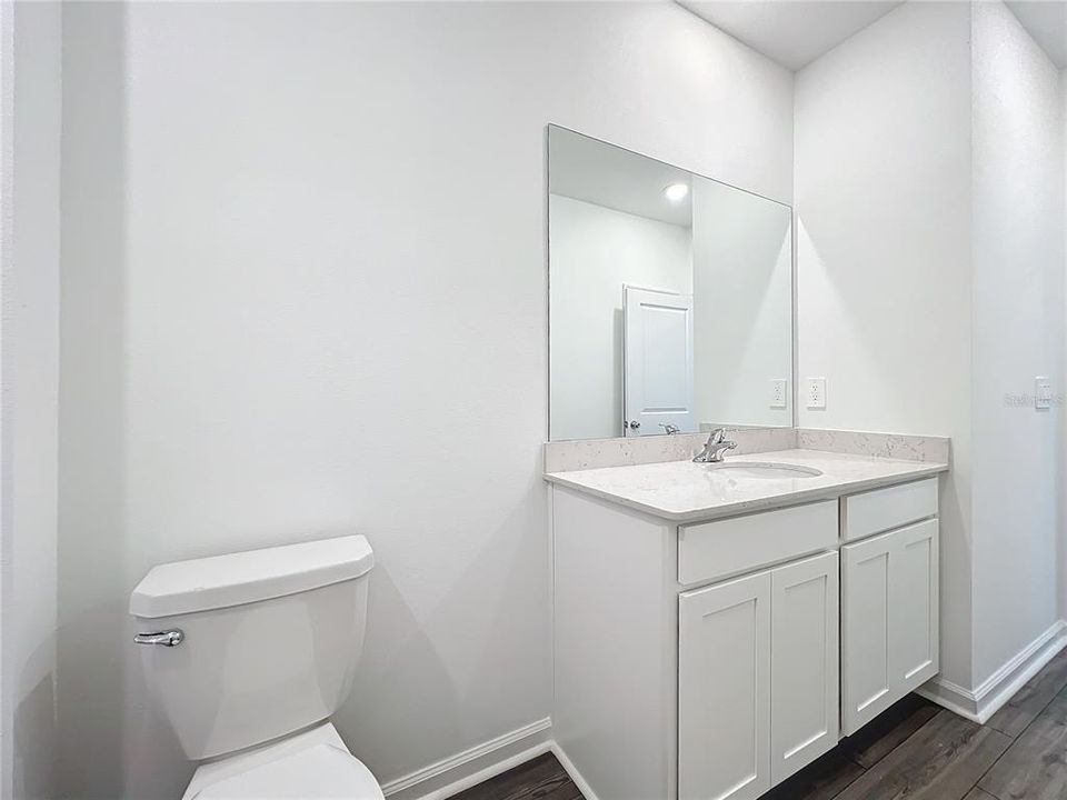 В аренду: $2,500 (4 спален, 2 ванн, 1712 Квадратных фут)