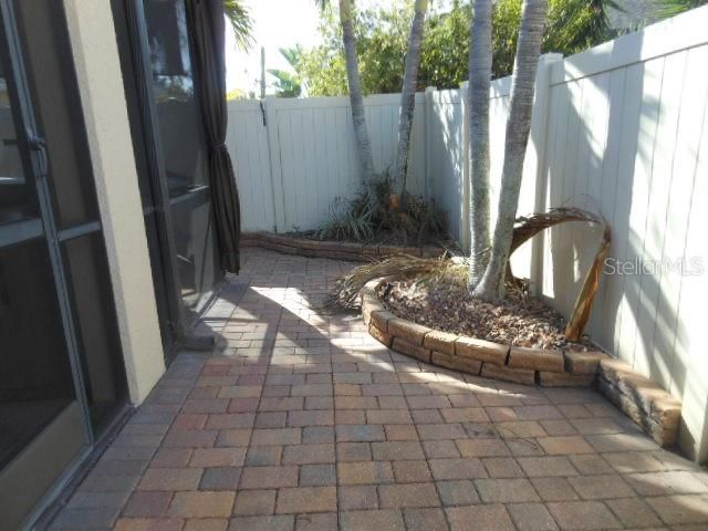 For Sale: $329,900 (3 beds, 2 baths, 1876 Square Feet)