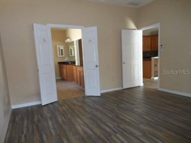 For Sale: $329,900 (3 beds, 2 baths, 1876 Square Feet)