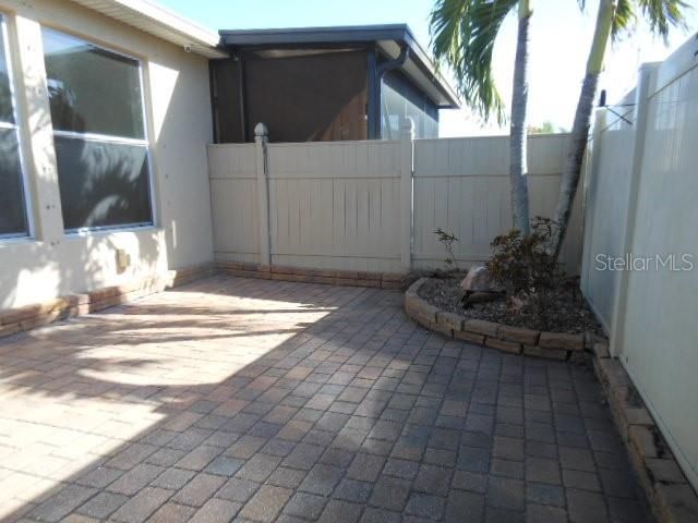 For Sale: $329,900 (3 beds, 2 baths, 1876 Square Feet)