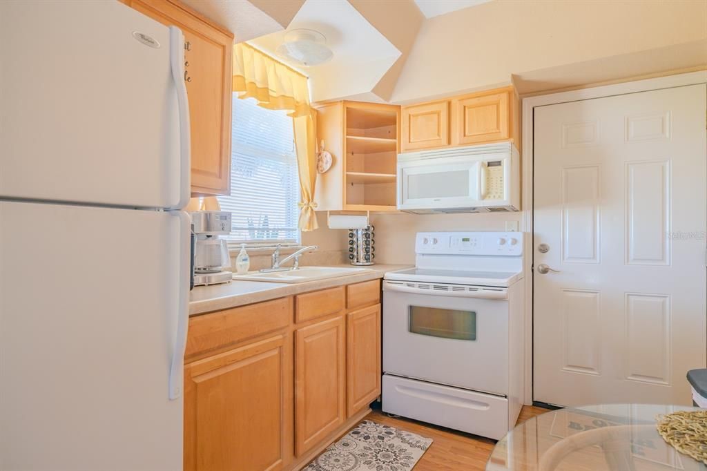 For Sale: $630,000 (32 beds, 0 baths, 3656 Square Feet)