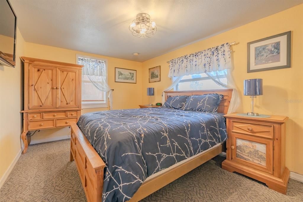 For Sale: $630,000 (32 beds, 0 baths, 3656 Square Feet)