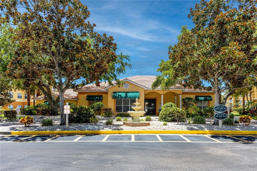 En Venta: $315,000 (2 camas, 2 baños, 925 Pies cuadrados)