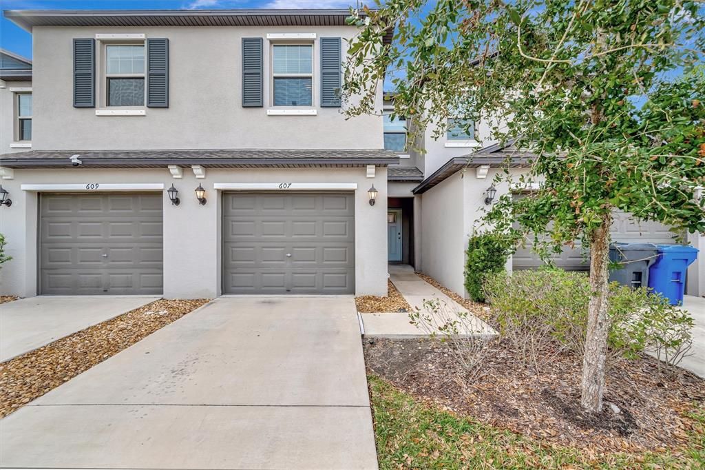 For Rent: $2,350 (3 beds, 2 baths, 1796 Square Feet)