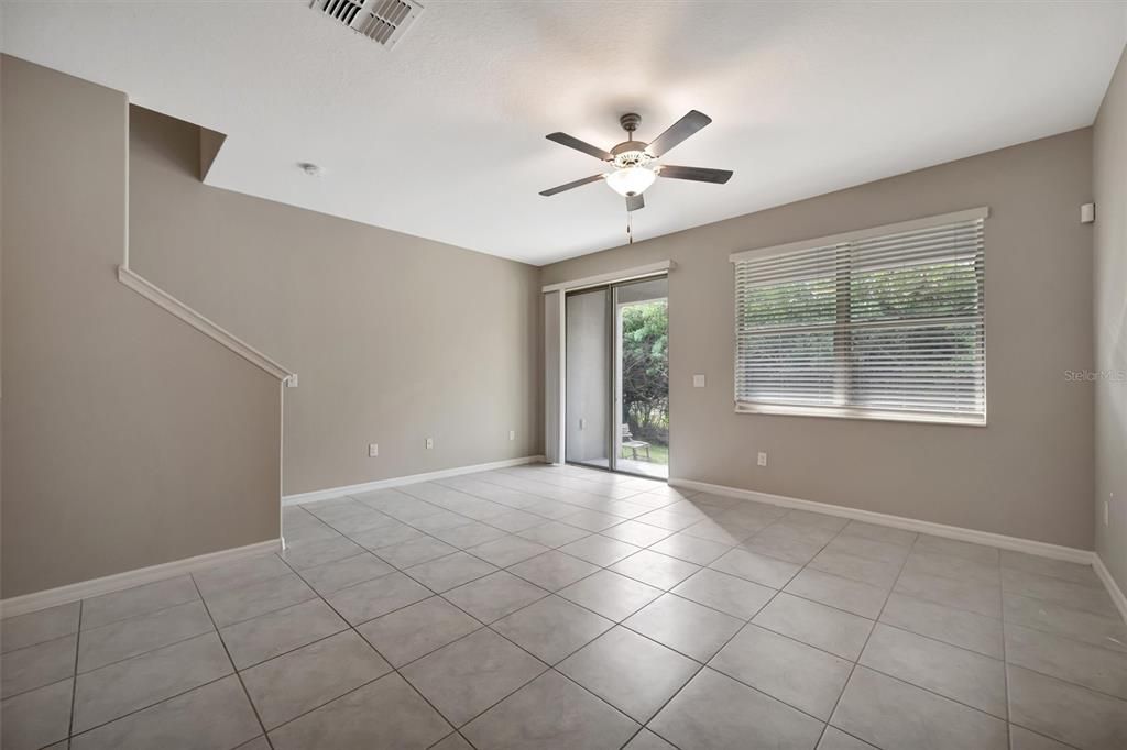 For Rent: $2,350 (3 beds, 2 baths, 1796 Square Feet)