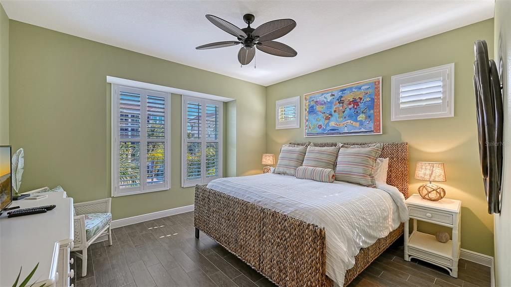 待售: $629,900 (2 贝兹, 2 浴室, 1456 平方英尺)