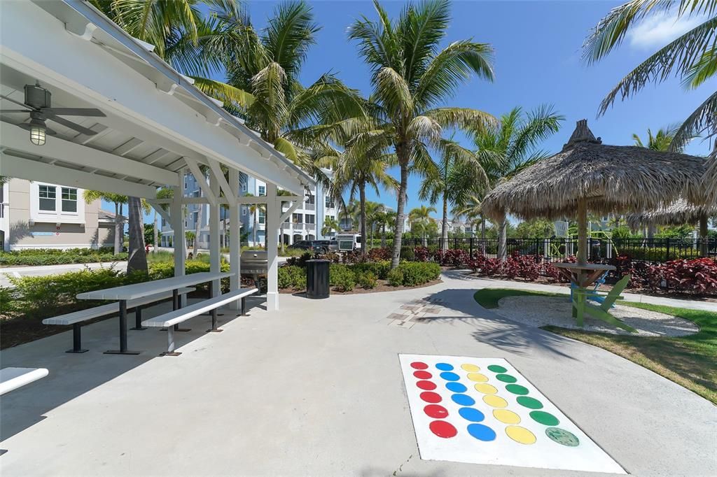 待售: $629,900 (2 贝兹, 2 浴室, 1456 平方英尺)