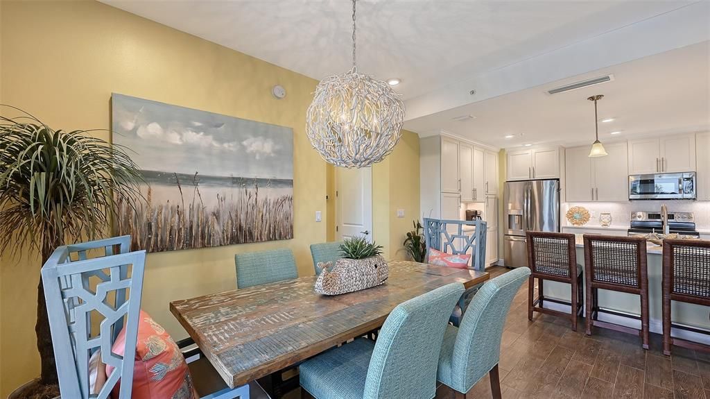 待售: $629,900 (2 贝兹, 2 浴室, 1456 平方英尺)