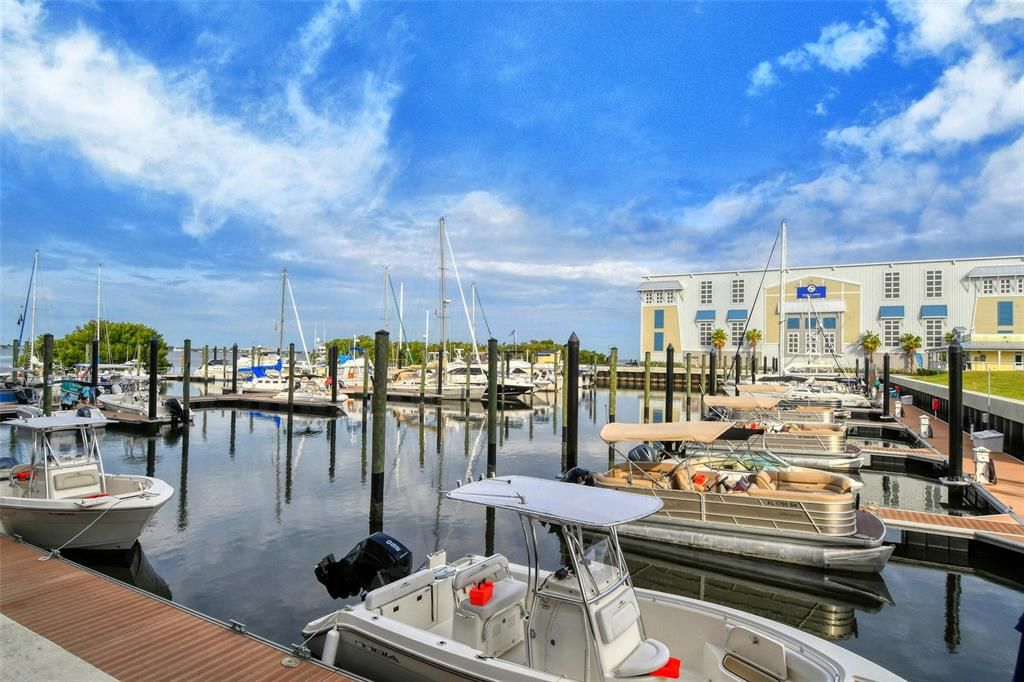 待售: $629,900 (2 贝兹, 2 浴室, 1456 平方英尺)