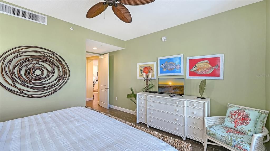 待售: $629,900 (2 贝兹, 2 浴室, 1456 平方英尺)