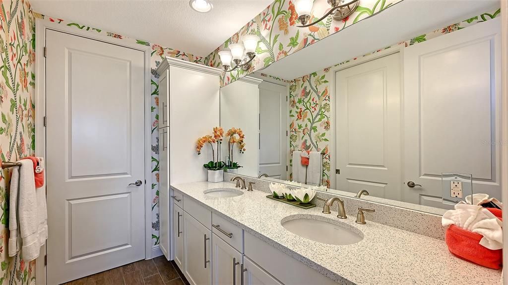 待售: $629,900 (2 贝兹, 2 浴室, 1456 平方英尺)