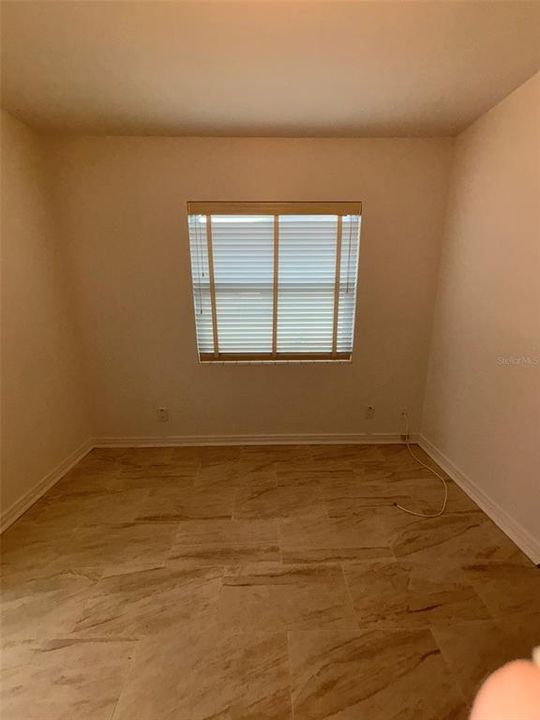 For Sale: $289,000 (3 beds, 1 baths, 966 Square Feet)