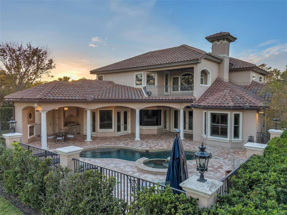 На продажу: $2,200,000 (4 спален, 3 ванн, 4360 Квадратных фут)