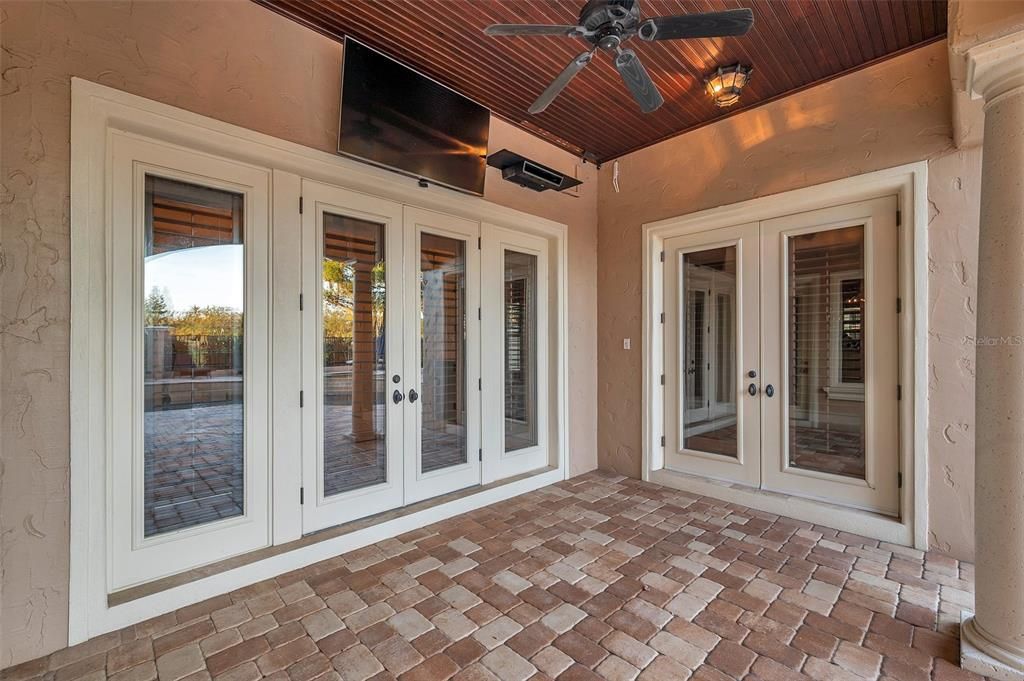 На продажу: $2,200,000 (4 спален, 3 ванн, 4360 Квадратных фут)