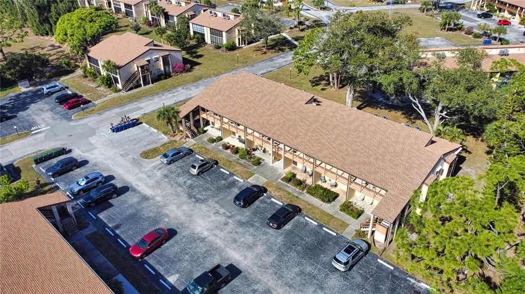 待售: $92,000 (1 贝兹, 1 浴室, 647 平方英尺)