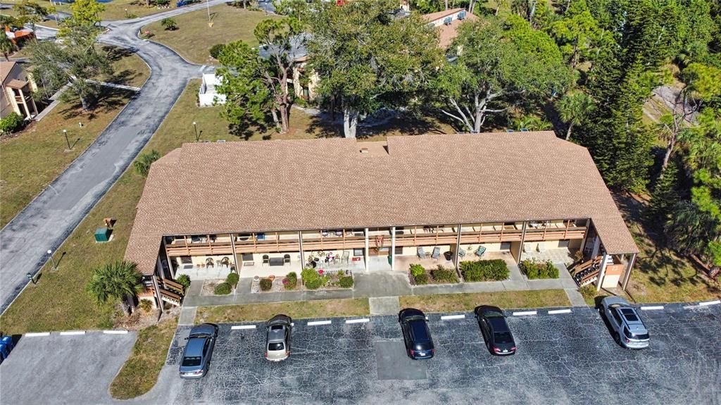 待售: $92,000 (1 贝兹, 1 浴室, 647 平方英尺)