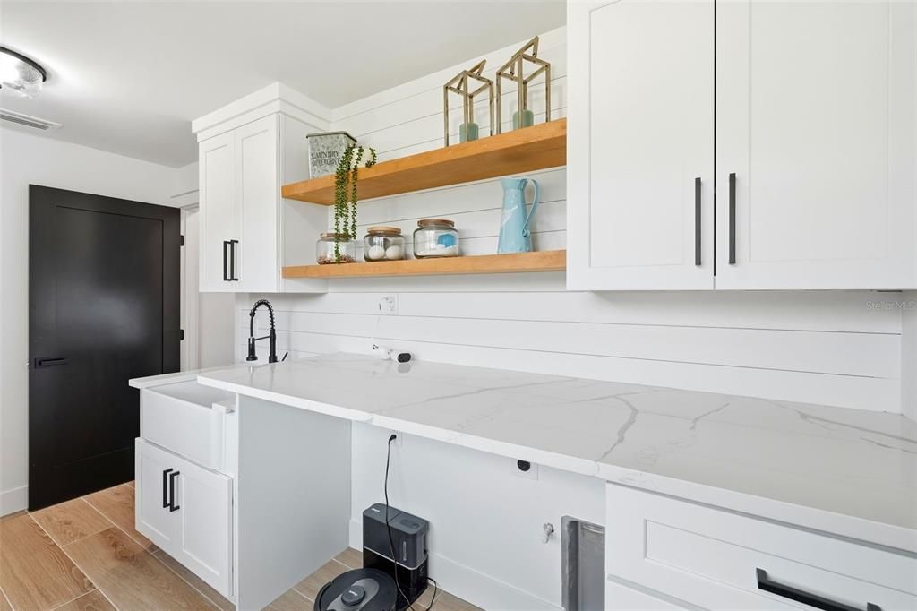 На продажу: $1,699,000 (4 спален, 4 ванн, 2428 Квадратных фут)