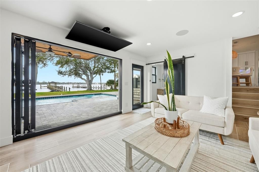 На продажу: $1,699,000 (4 спален, 4 ванн, 2428 Квадратных фут)