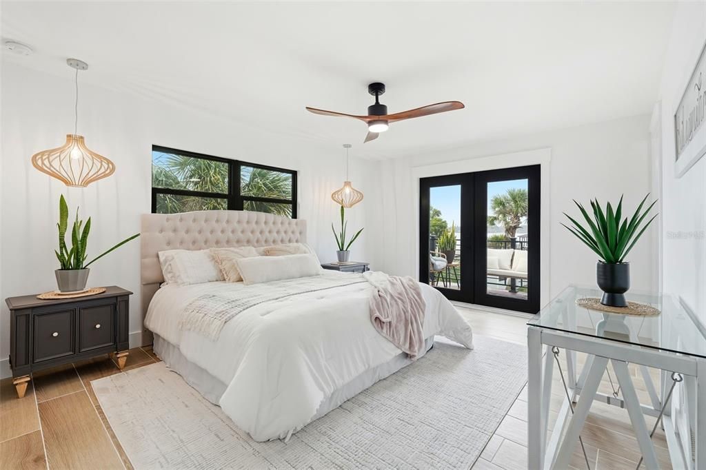 На продажу: $1,699,000 (4 спален, 4 ванн, 2428 Квадратных фут)