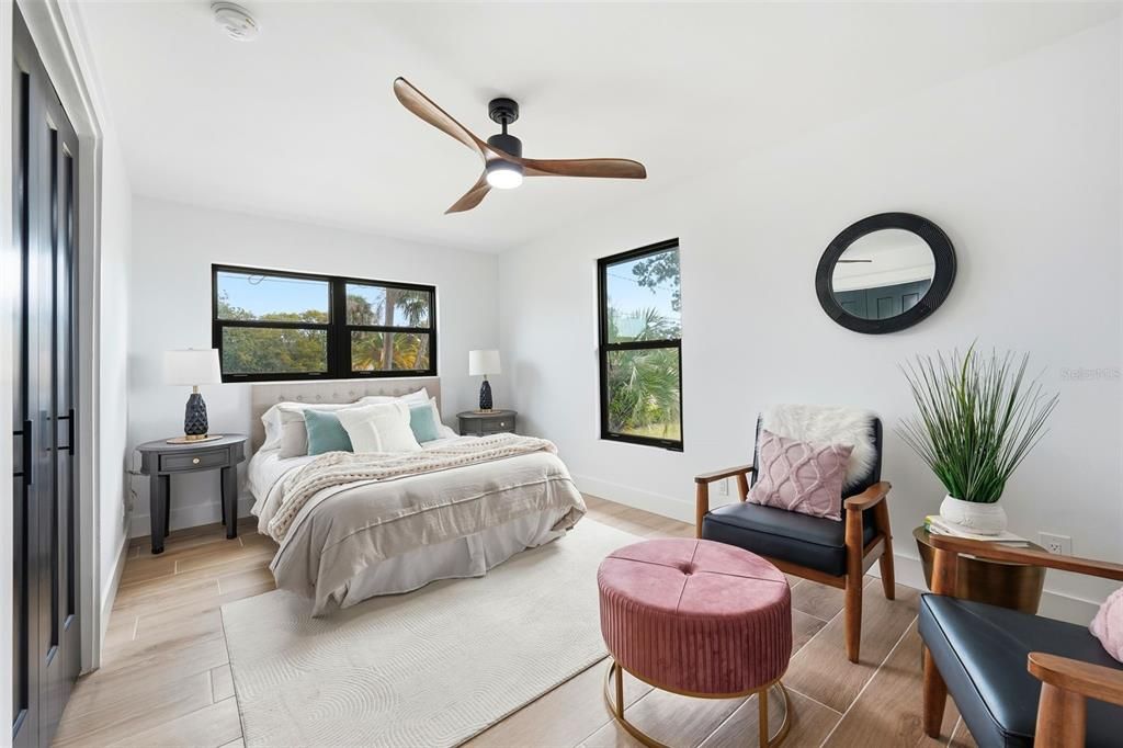 На продажу: $1,699,000 (4 спален, 4 ванн, 2428 Квадратных фут)