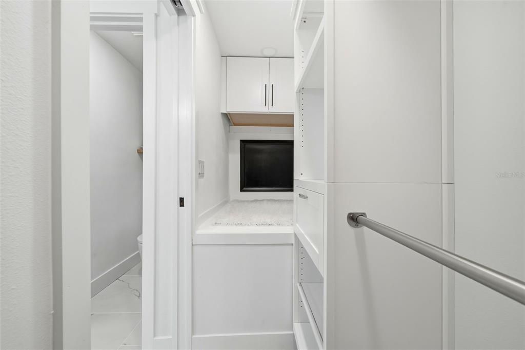 На продажу: $1,699,000 (4 спален, 4 ванн, 2428 Квадратных фут)