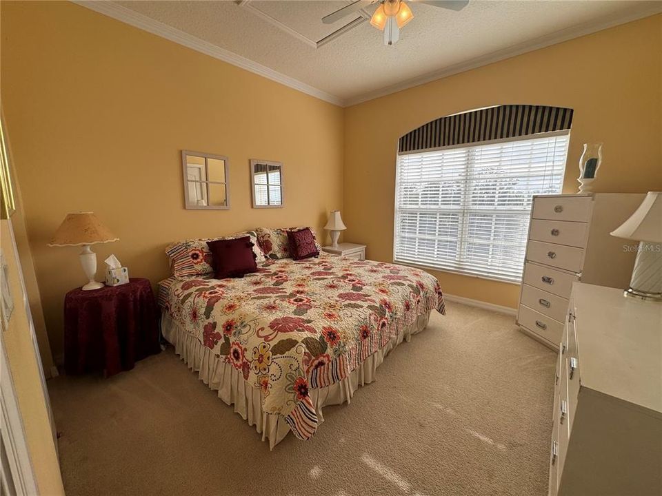 出租: $2,400 (3 贝兹, 2 浴室, 1358 平方英尺)