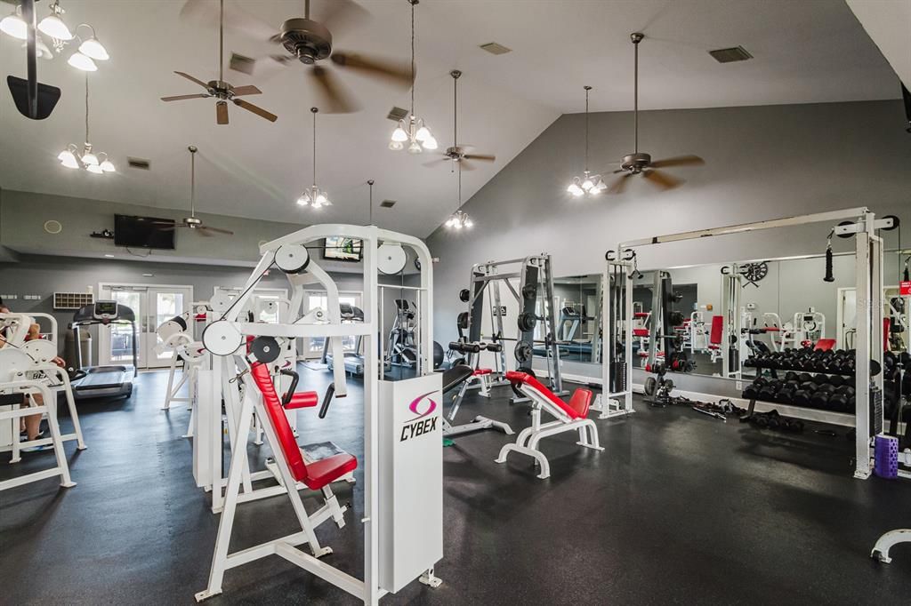 待售: $219,000 (1 贝兹, 1 浴室, 562 平方英尺)