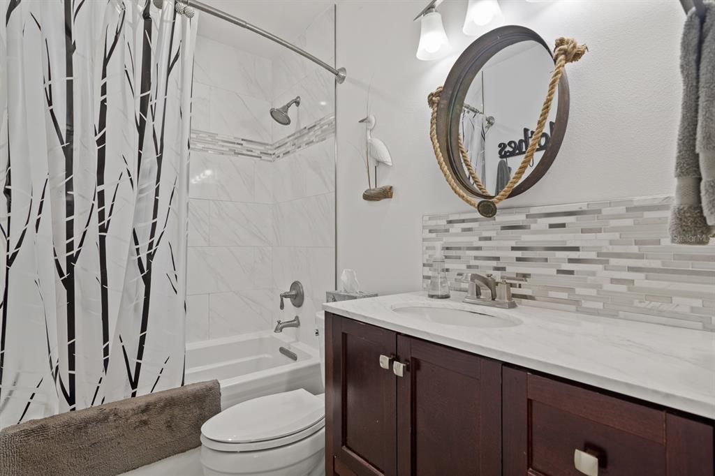 待售: $219,000 (1 贝兹, 1 浴室, 562 平方英尺)