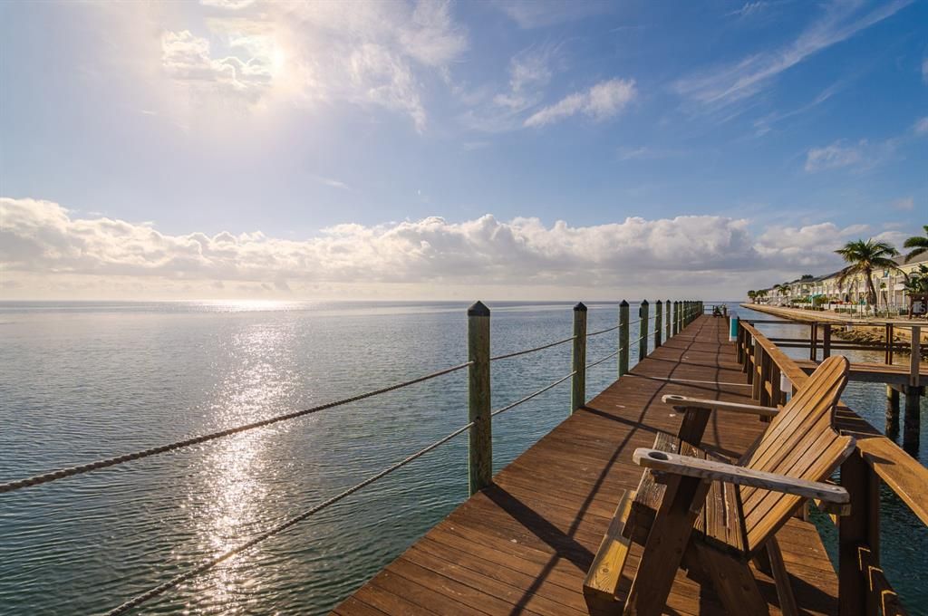 待售: $219,000 (1 贝兹, 1 浴室, 562 平方英尺)