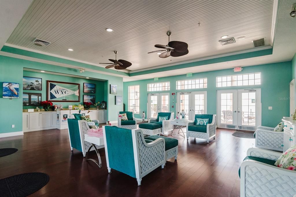 待售: $219,000 (1 贝兹, 1 浴室, 562 平方英尺)