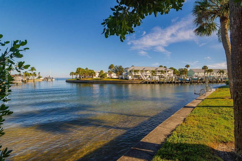 На продажу: $219,000 (1 спален, 1 ванн, 562 Квадратных фут)