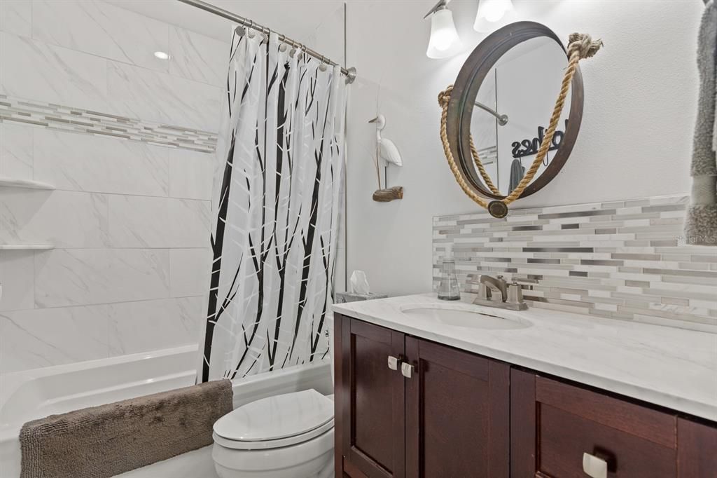 待售: $219,000 (1 贝兹, 1 浴室, 562 平方英尺)