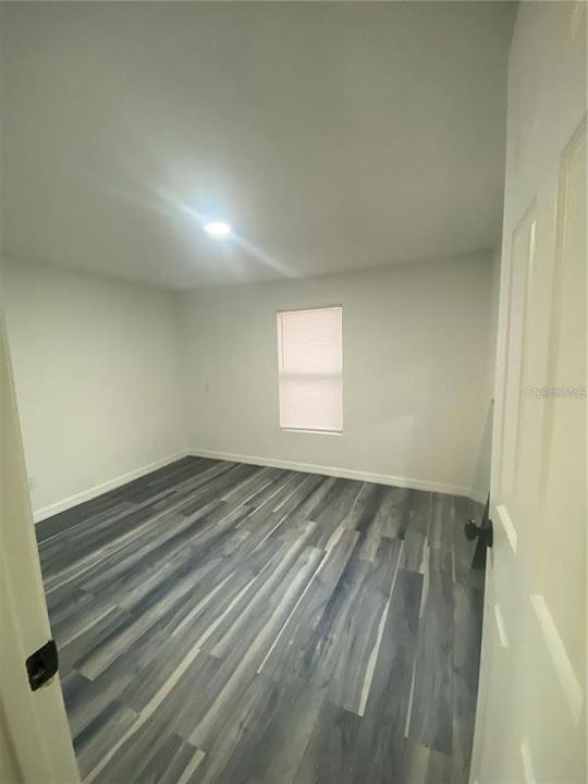 For Sale: $177,000 (2 beds, 1 baths, 1584 Square Feet)