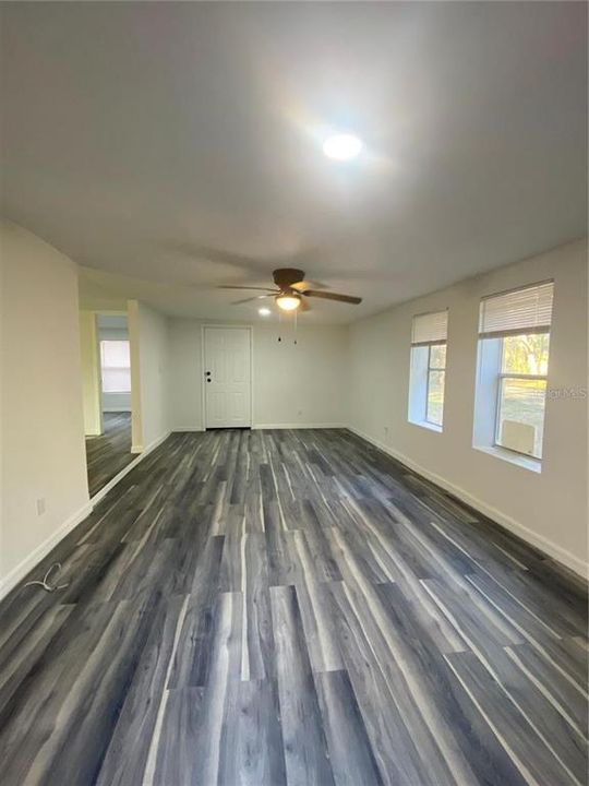 For Sale: $177,000 (2 beds, 1 baths, 1584 Square Feet)