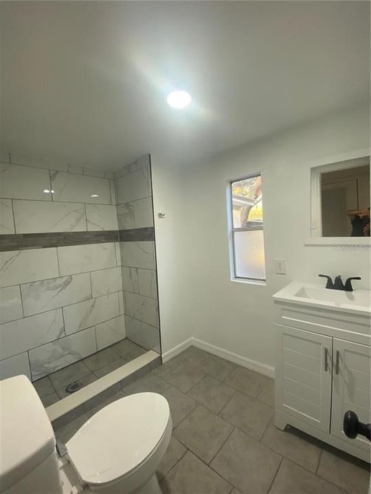 For Sale: $177,000 (2 beds, 1 baths, 1584 Square Feet)