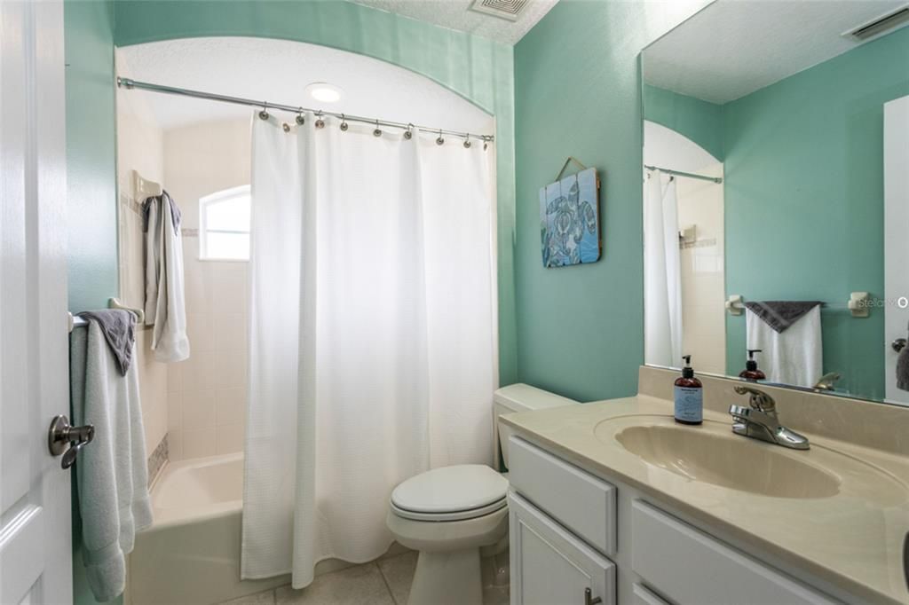 En Venta: $459,900 (3 camas, 2 baños, 1868 Pies cuadrados)