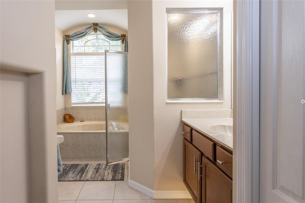 En Venta: $459,900 (3 camas, 2 baños, 1868 Pies cuadrados)