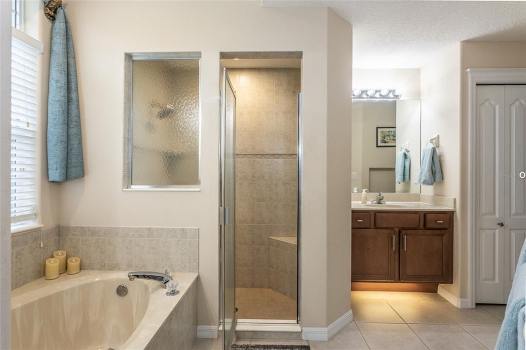 En Venta: $459,900 (3 camas, 2 baños, 1868 Pies cuadrados)