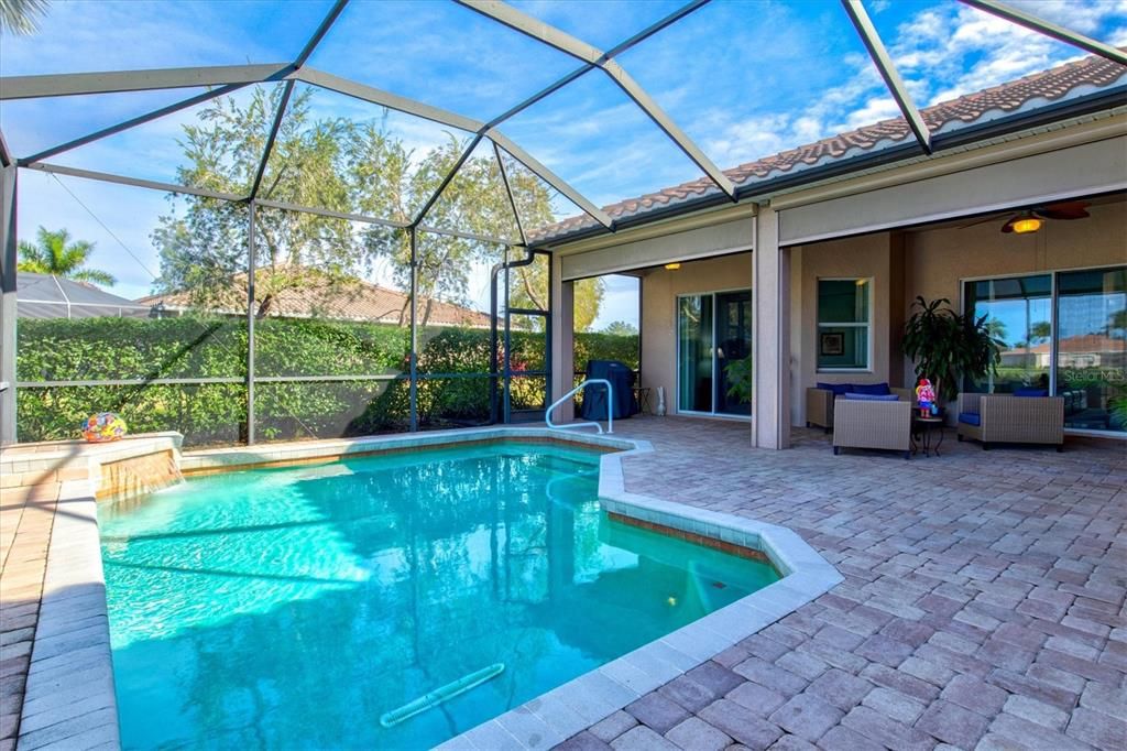 待售: $1,095,000 (4 贝兹, 3 浴室, 3451 平方英尺)