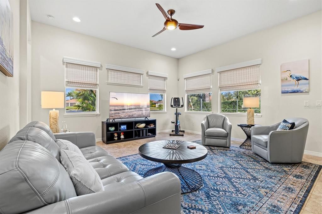 待售: $1,095,000 (4 贝兹, 3 浴室, 3451 平方英尺)