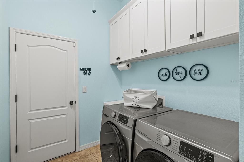 待售: $1,095,000 (4 贝兹, 3 浴室, 3451 平方英尺)