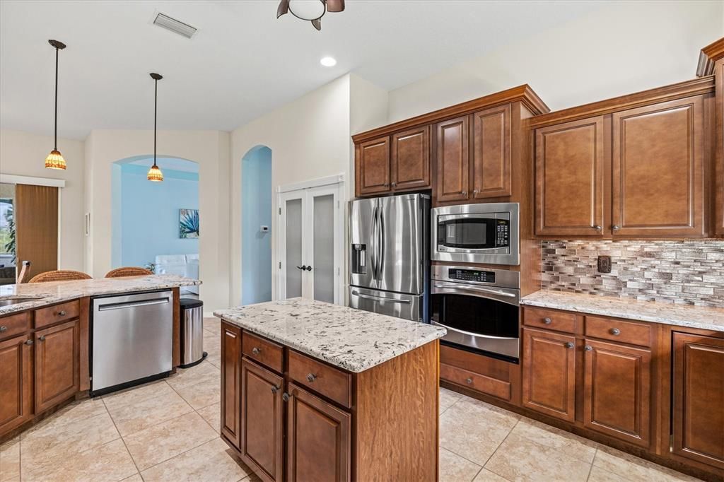 待售: $1,095,000 (4 贝兹, 3 浴室, 3451 平方英尺)