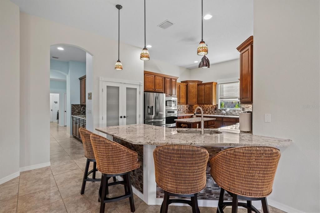 待售: $1,095,000 (4 贝兹, 3 浴室, 3451 平方英尺)