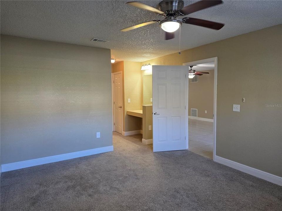 For Rent: $1,650 (2 beds, 2 baths, 1365 Square Feet)